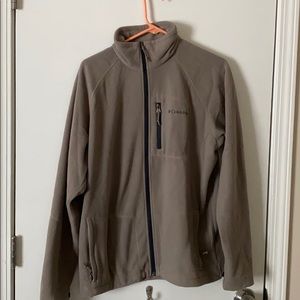 Men’s Columbia fleece jacket